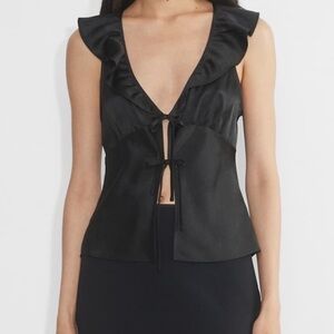 Aritzia Top Size S NWOT